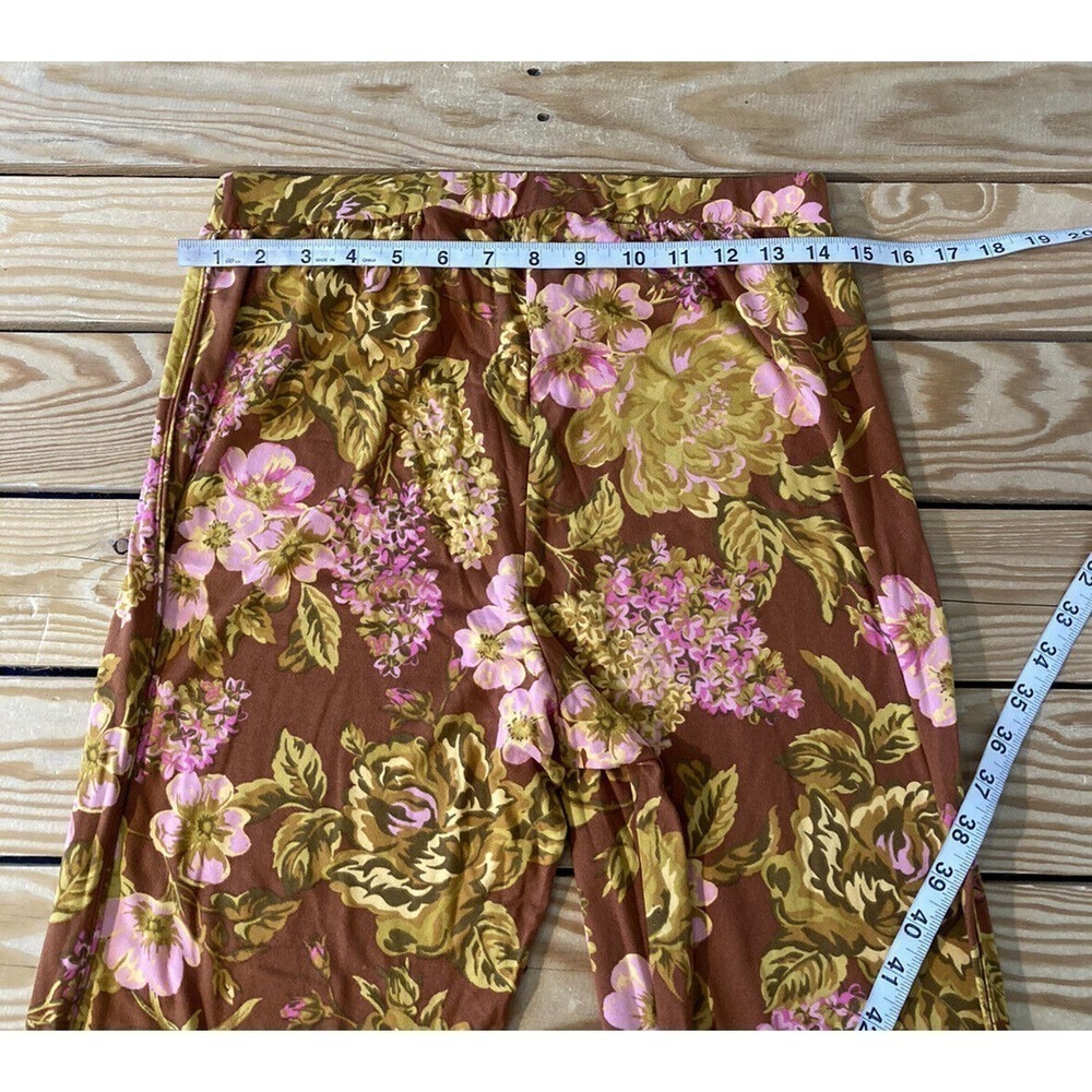 NEW Isaac Mizrahi Live Floral Pajama Sleep Set Size Medium Golden Button Front - Picture 11 of 12